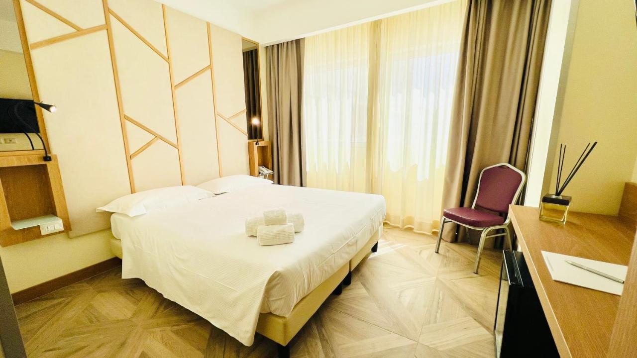 Catania Sea Palace Hotel Buitenkant foto
